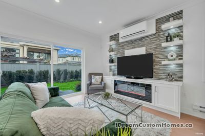 8233 Williams Rd, Richmond